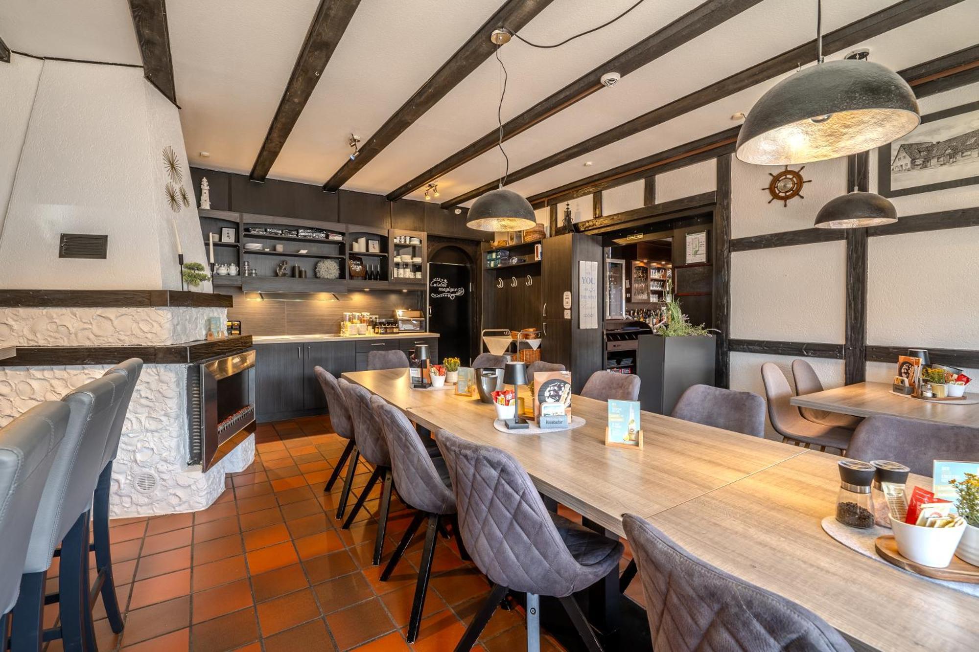 K357 - Hotel & Restaurant "Zur Post" In Otterndorf Bei Cuxhaven Zewnętrze zdjęcie